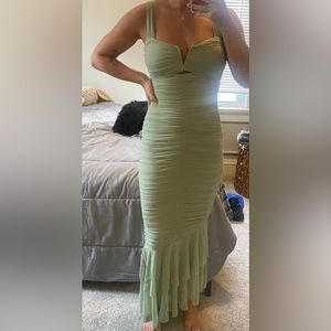 Pistachio bridesmaid’s dress